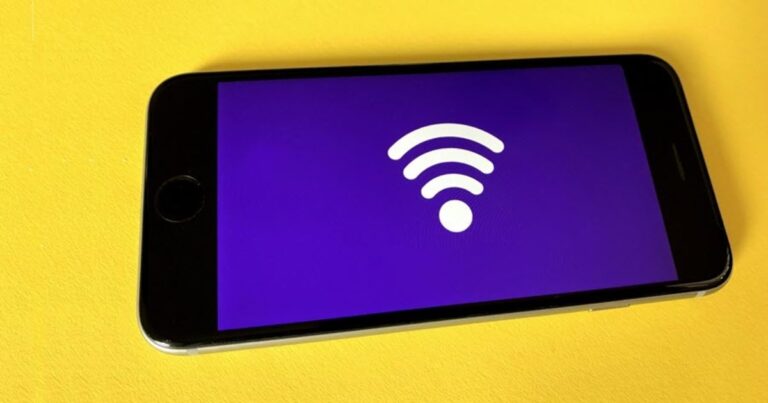 Стоит ли оставлять Wi-Fi на своем смартфоне