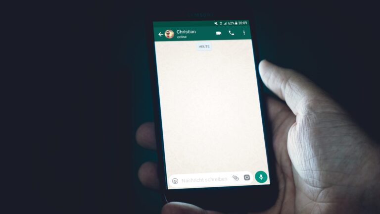 10 лучших способов исправить проблему повторного подключения WhatsApp на iPhone