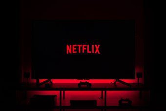 Как изменить место загрузки Netflix на ПК с Windows 10