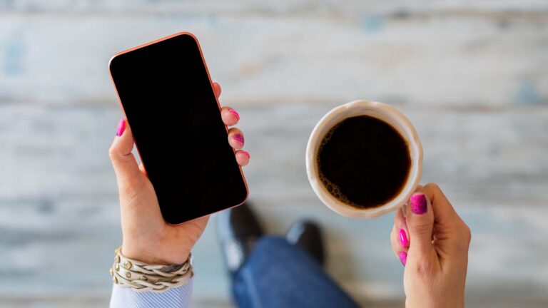 9 лучших способов исправить экран iPhone становится черным во время вызова